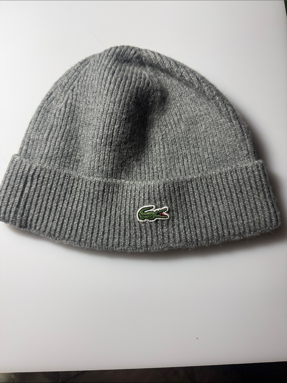 100% Wool Lacoste Gray Knit Cuffed Beanie with Green Crocodile Patch